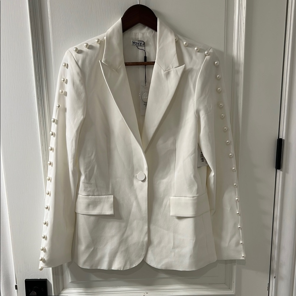 Elegant White Pearl-Embellished Blazer by NYTT